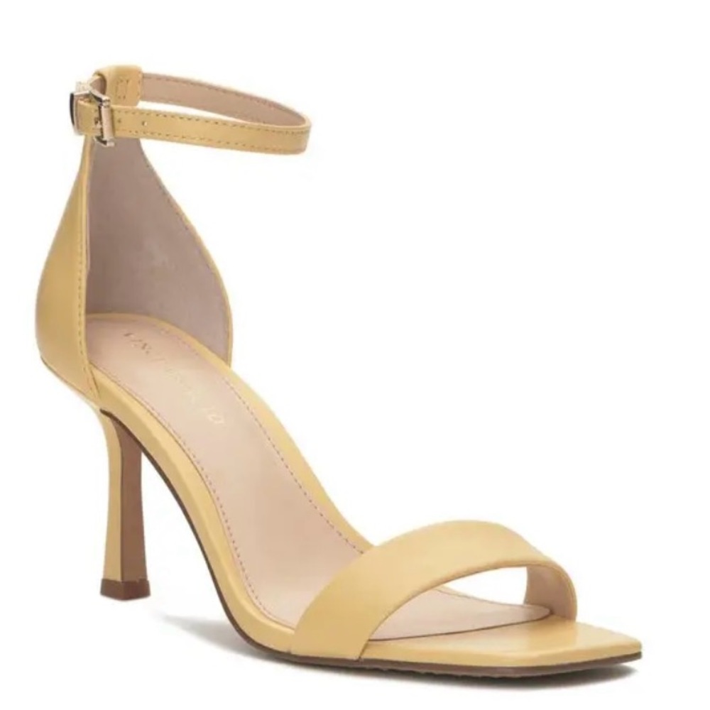 NWT Vince Camuto Enella Ankle Strap Sandal